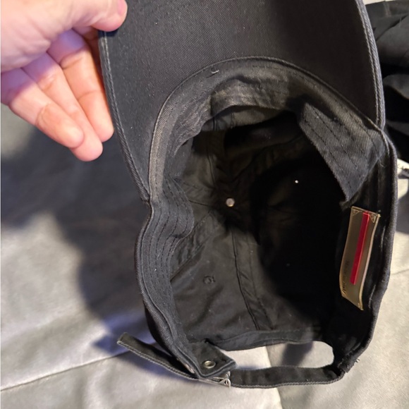 Prada Men's Black Baseball Cap with Red Logo Patch - Picture 2 of 3